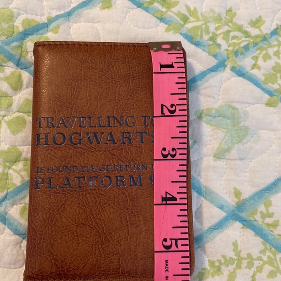 Harry Potter Card Holder - Picture 4 of 5